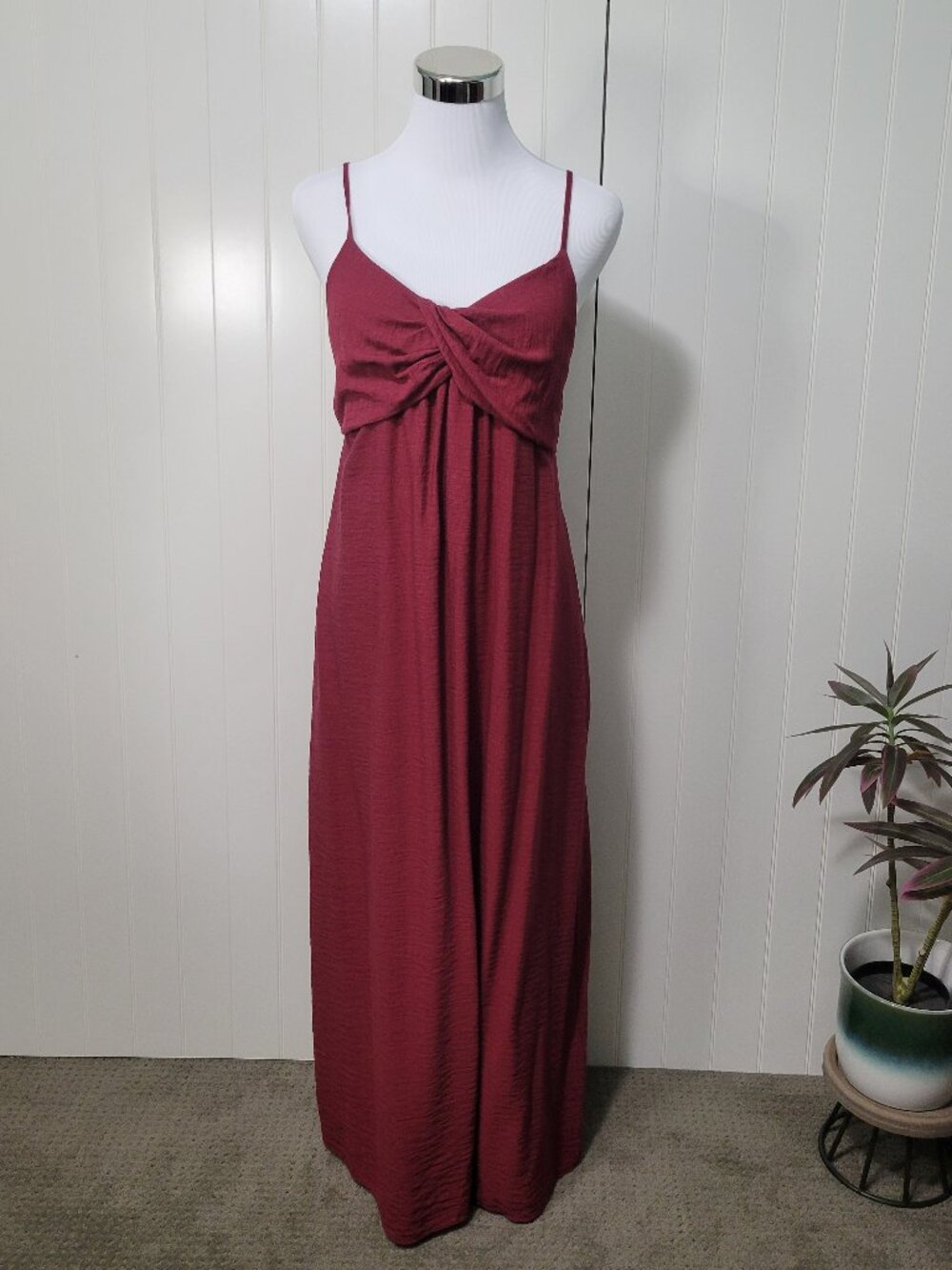 Banana Republic Boho Hippie Prairie Euro Maroon Crepe Twisted Bodice Maxi Dress